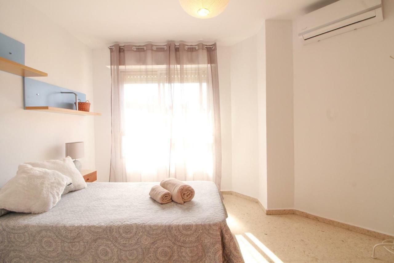 Holidays And Family Apartment Mezquitilla Exterior foto